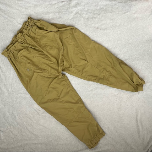 Free People Movement Spring Trekker Pants NWOT - Picture 9 of 11